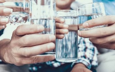 7 Myths & Truths About Drinking Water